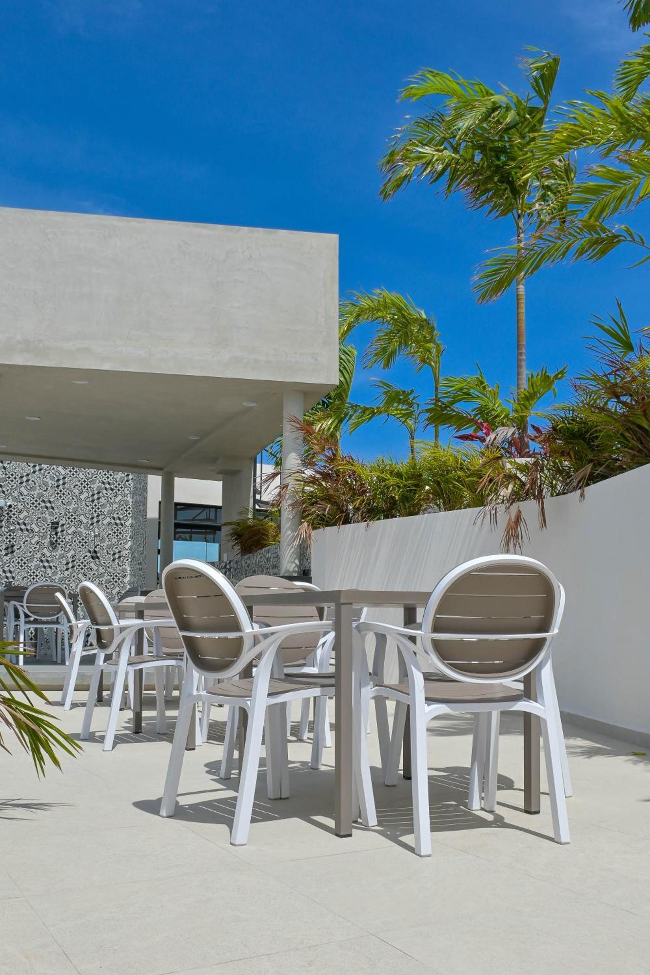 Urban Towers Playa Del Carmen公寓 外观 照片
